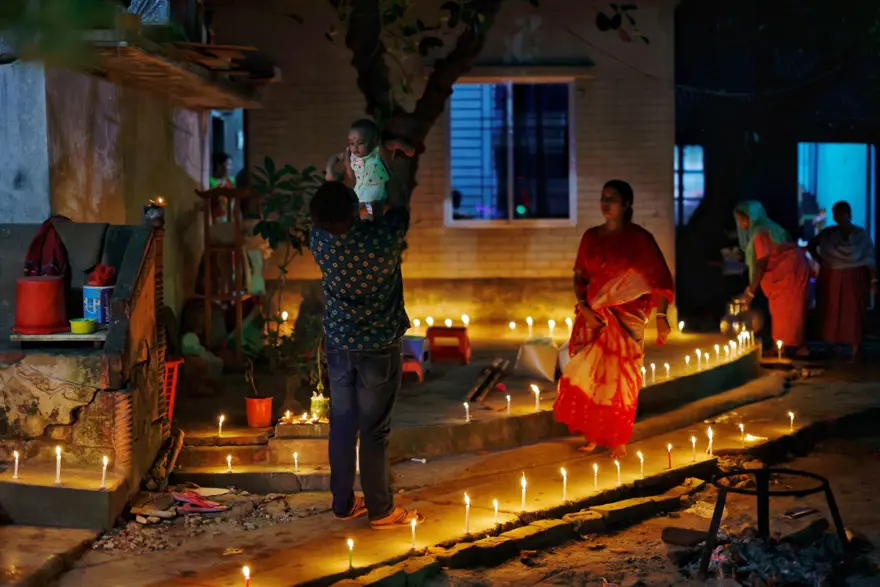 Hindistan'da Diwali Festivali kutlandı: 2,6 milyon gaz lambasıyla rekor kırıldı 6