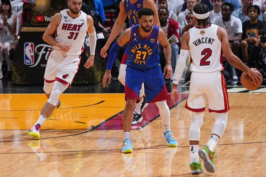 NBA | Nuggets, Jokic ve Murray'nin tarihi performansıyla Heat'i farklı yendi 