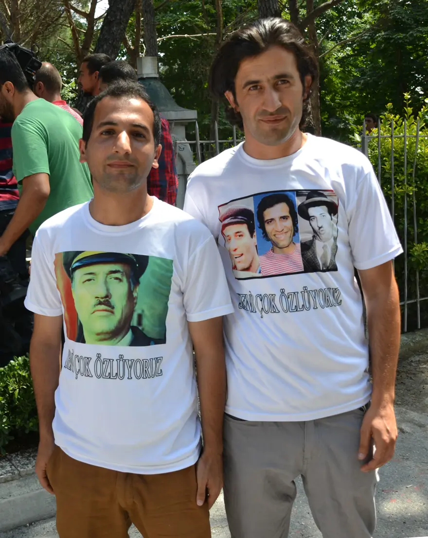 Kemal Sunal mezarı başında anıldı 7