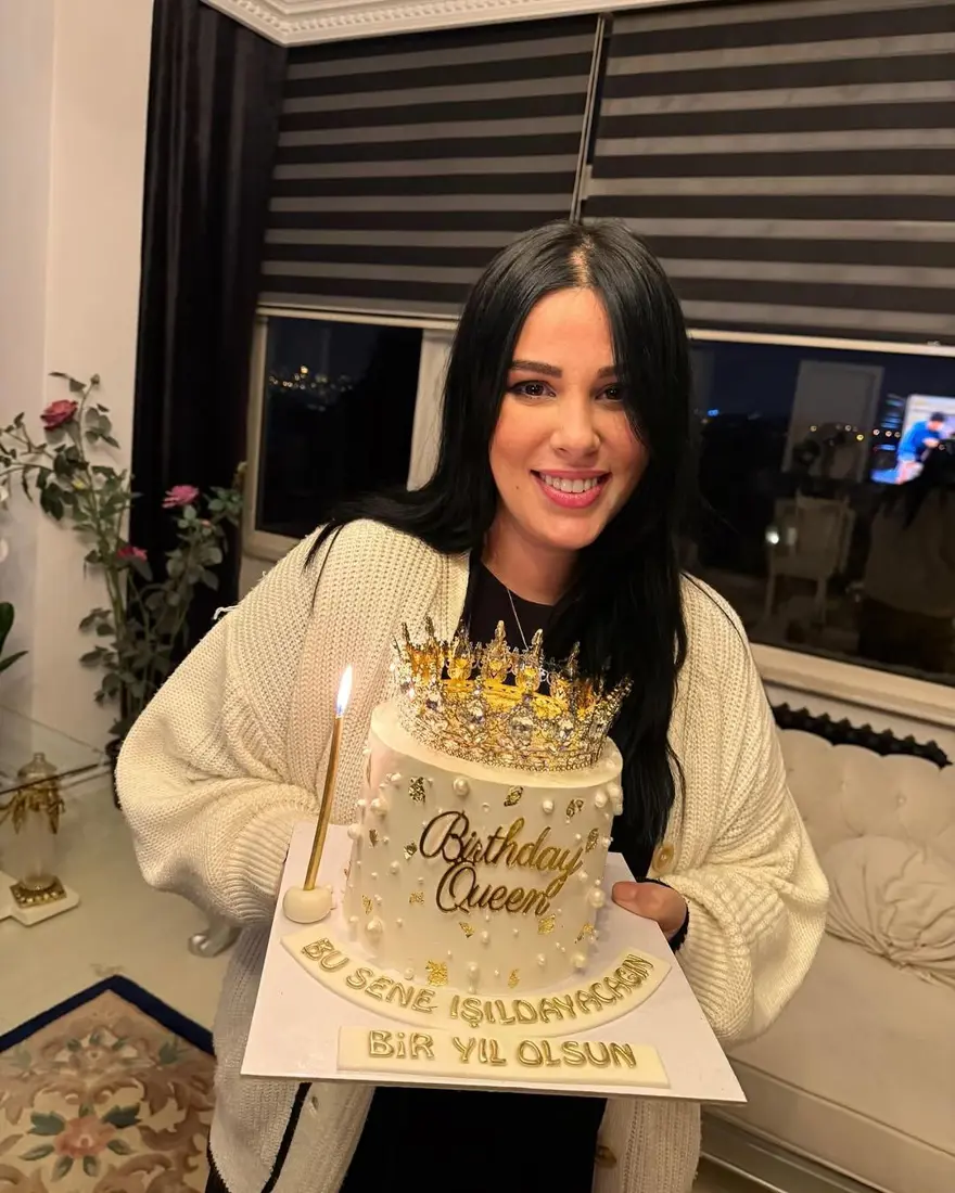 Tuğçe Tayfur'dan doğum gününde duygusal paylaşım: Babası Ferdi Tayfur'u unutmadı 2