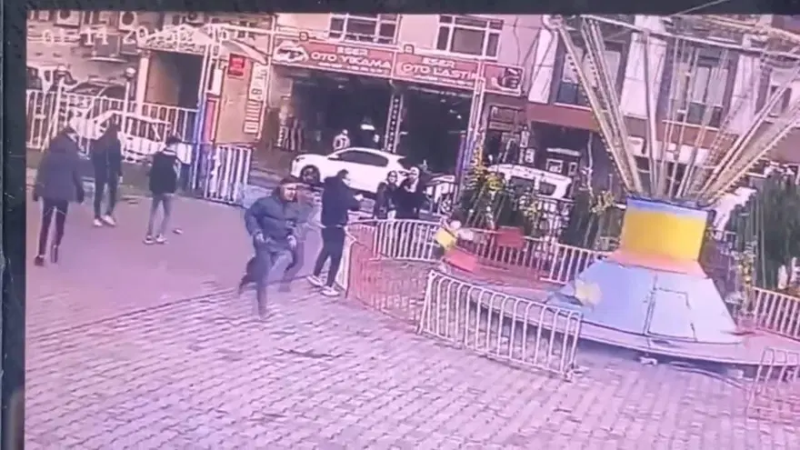 İstanbul'da lunaparkta silahlı saldırı 5