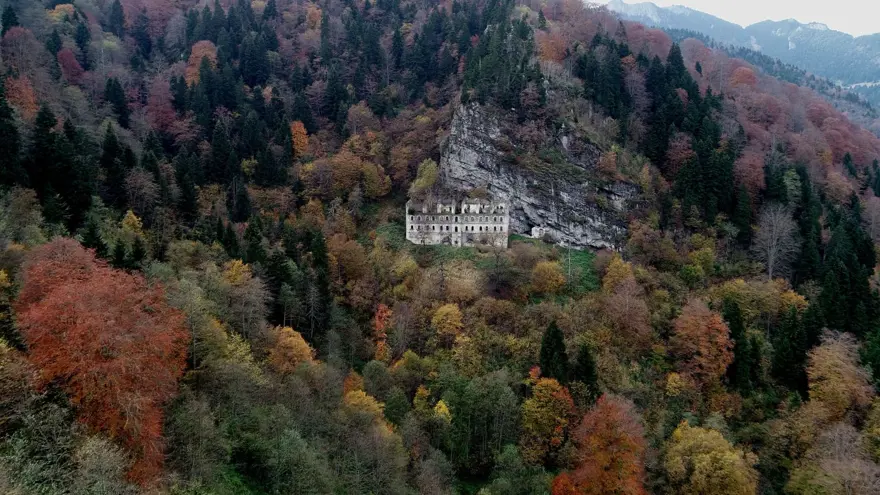 Vazelon Manastırı’nın restorasyonu başka bahara kaldı 5