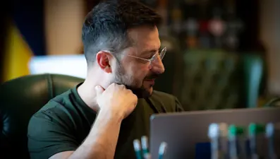 Zelenski, "100 Yıllık Ortaklık" anlaşmasını onayladı