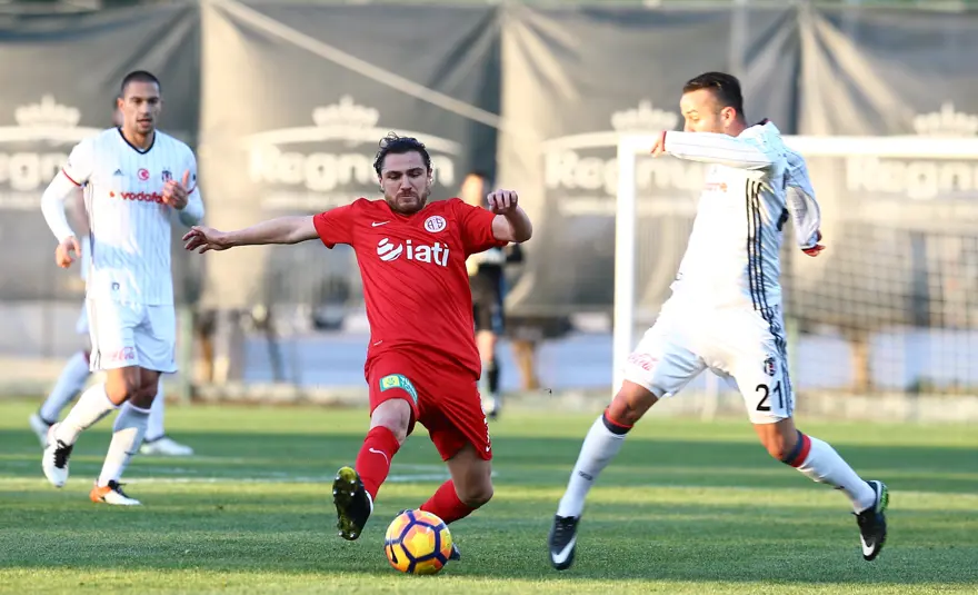 Antalya'da Beşiktaş'tan tatsız prova! 