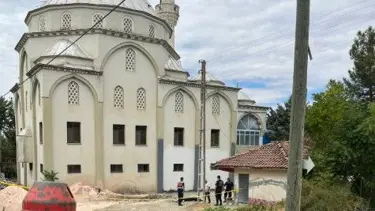 Amasya'da feci olay: Caminin kubbesinden düşerek öldü