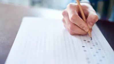 Baraj kaldırıldı: İki doğru cevaba üniversite