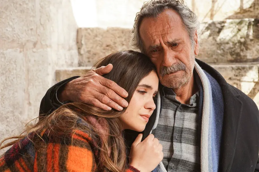 Aşk düşmanlığı yenebilecek mi? (Güvercin 12. yeni bölüm ayrıntıları) 5