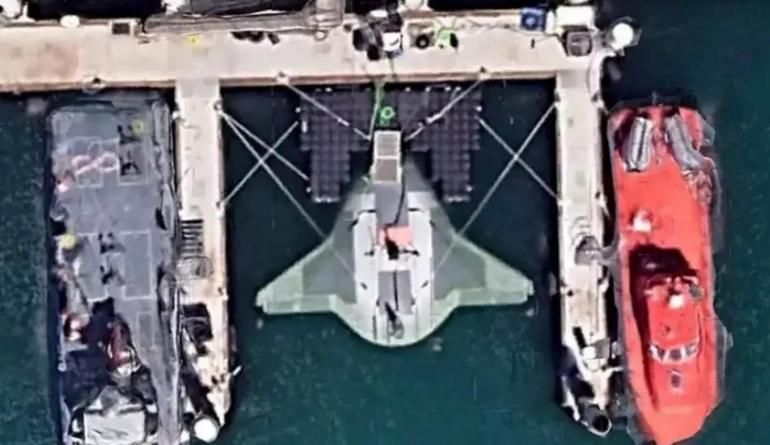 Google Earth görüntüledi: ABD'nin gizli silahı Manta Ray