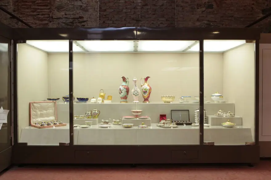 Osmanlı Saray Mutfağı'nın ilk buzdolabı Dolmabahçe Sarayı Müzesi'nde sergileniyor 5