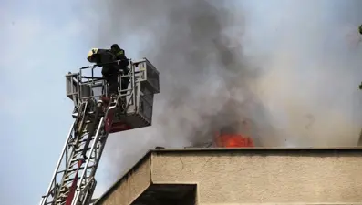 Konya’da 4 katlıbinada yangın paniği