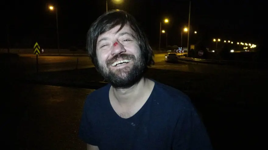 Ünlü oyuncu Sadi Celil Cengiz trafik kazası geçirdi 