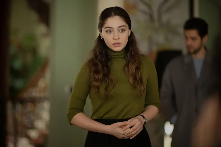 KADİR, İNCİLA İÇİN ARABASINI SATTI 11