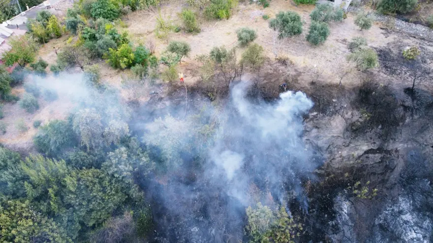 Hatay İskenderun'daki yangın 22 saat sonra kontrol altında 