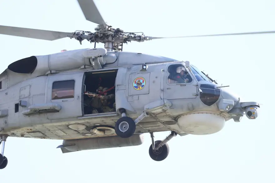 Amfibi Hücum Timleri'nden gövde gösterisi 45