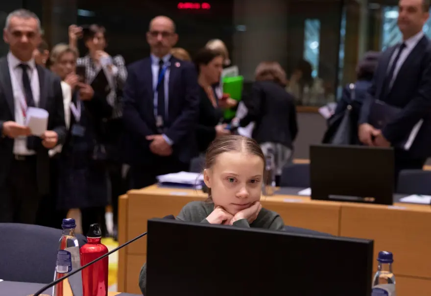 Greta Thunberg: İklim krizi corona virüs pandemisi kadar acil bir durum 6