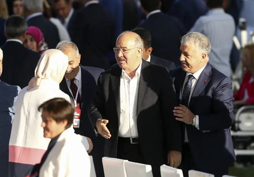 AK Parti kuruluşunun 16. yıl dönümünü kutladı 14