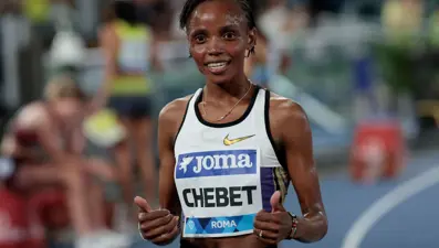5 bin metrede dünya rekoru: Beatrice Chebet, 14 dakikadan kısa sürede koştu!