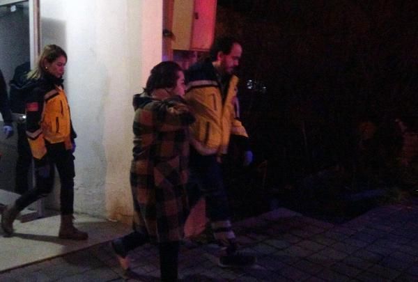 Sigara içerken uyuyakaldı: Dumandan etkilendi