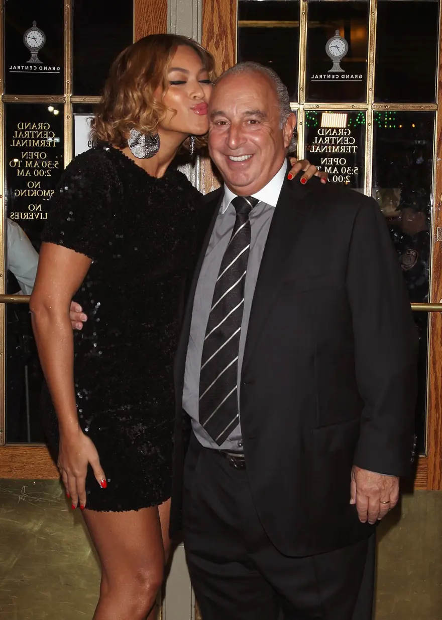 Beyonce tacizle suçlanan milyarder Philip Green’le işbirliğini bitirdi 4