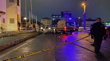Düğün salonunda kavga: 2 kişi silahla vuruldu