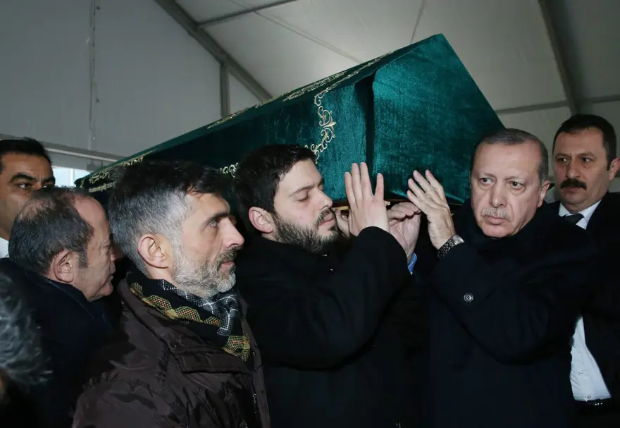 Yavuz Yılmaz son yolculuğuna uğurlandı 57 Yavuz Yılmaz son yolculuğuna uğurlandı 57