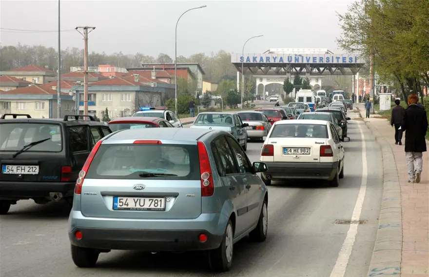 1.5 milyon aday ter döktü 9