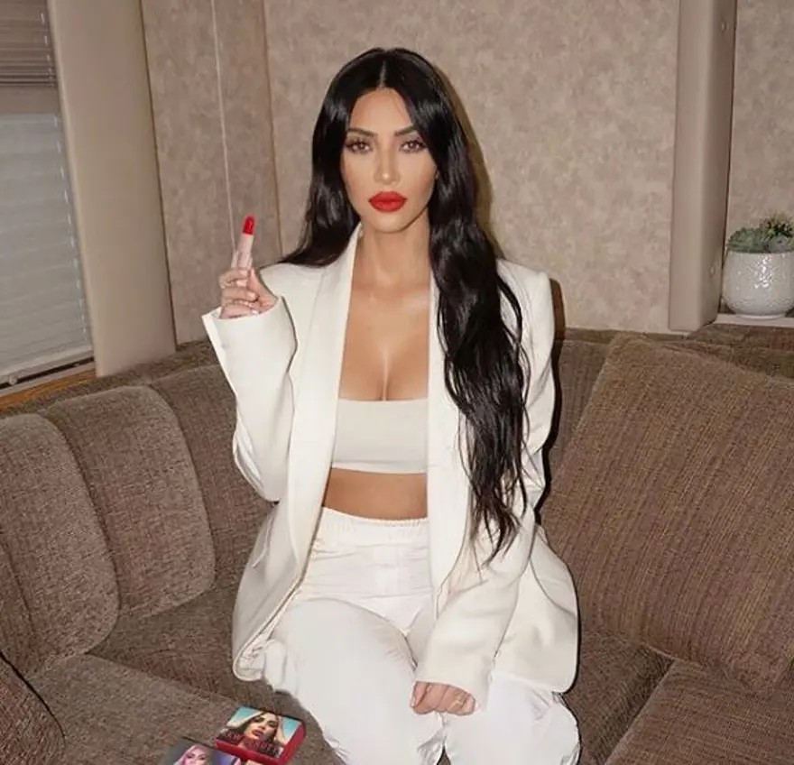 Artık Instagram’da en çok takip edilen kadın ünlü Ariana Grande 3 Artık Instagram’da en çok takip edilen kadın ünlü Ariana Grande 3