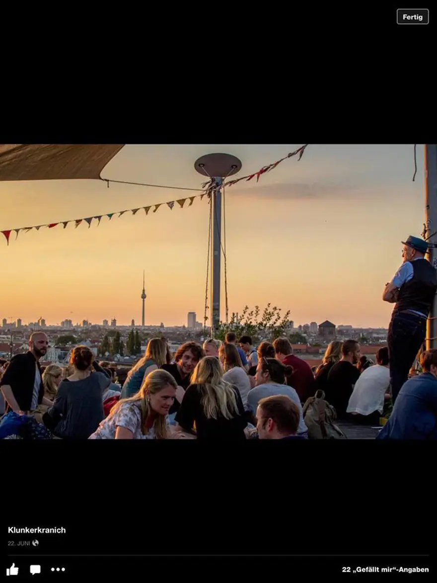 Tarzıyla gençlere taş çıkartıyor 28