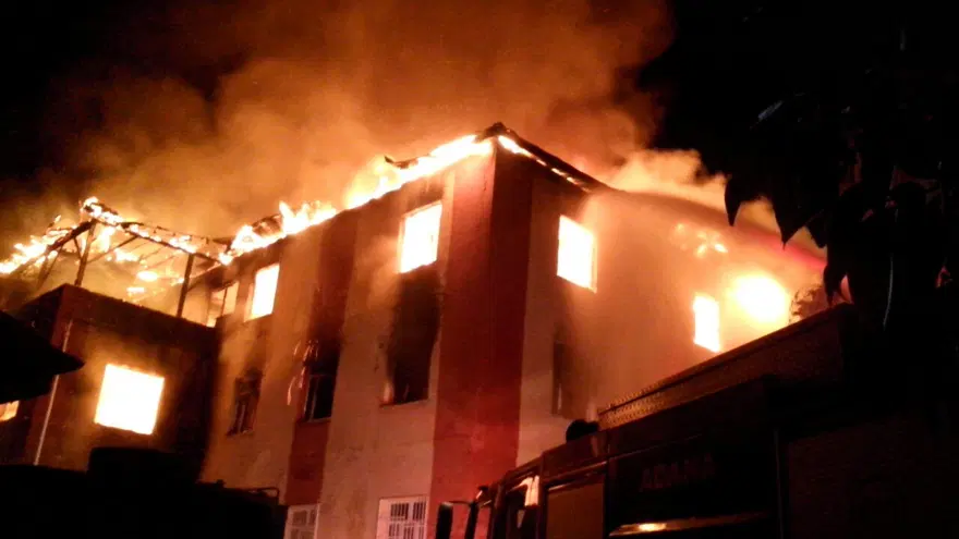 Adana'da yangın: 12 kişi hayatını kaybetti 3