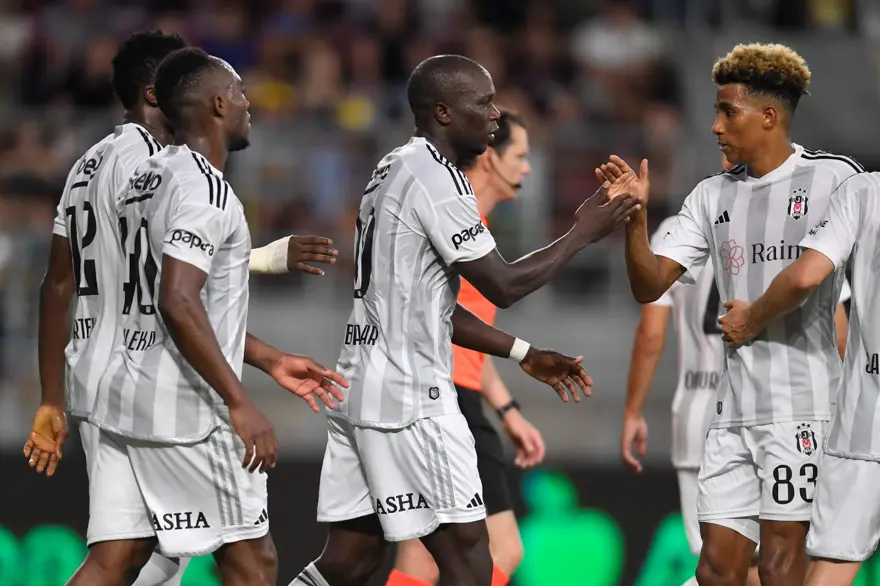 Beşiktaş-Dinamo Kiev rövanş maçı ne zaman, saat kaçta ve hangi kanalda canlı olarak izlenecek? Beşiktaş'ta hedef Konferans Ligi grupları 