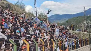 Artvin'de amatör lig maçında kavga: Müsabaka tatil edildi