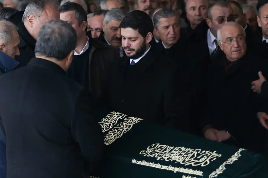 Yavuz Yılmaz son yolculuğuna uğurlandı 91 Yavuz Yılmaz son yolculuğuna uğurlandı 91