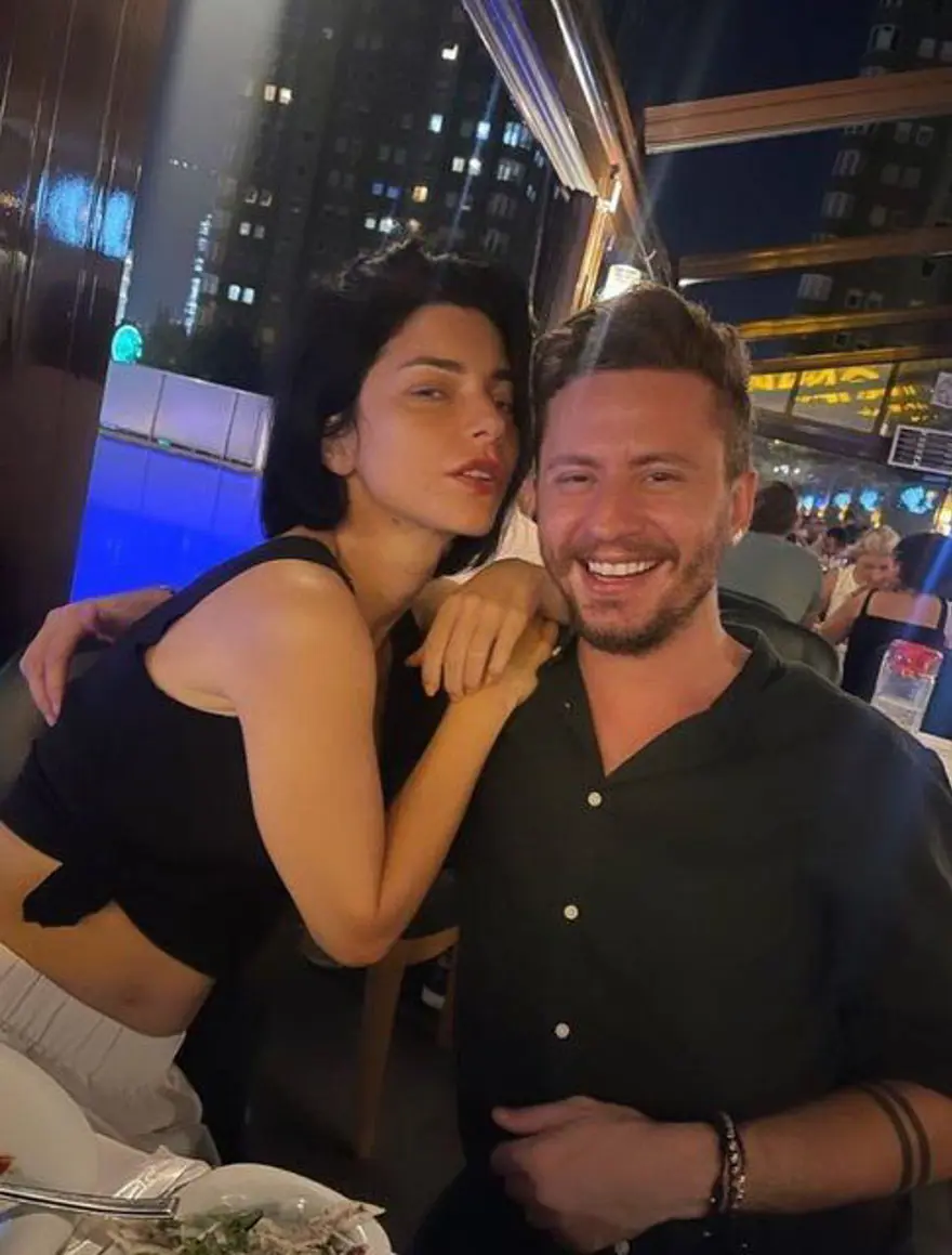 Eski eşiyle görüntülenen Merve Boluğur sinirlendi 3