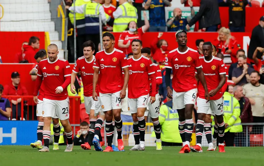 Cristiano Ronaldo, Manchester United'a gollerle döndü 3