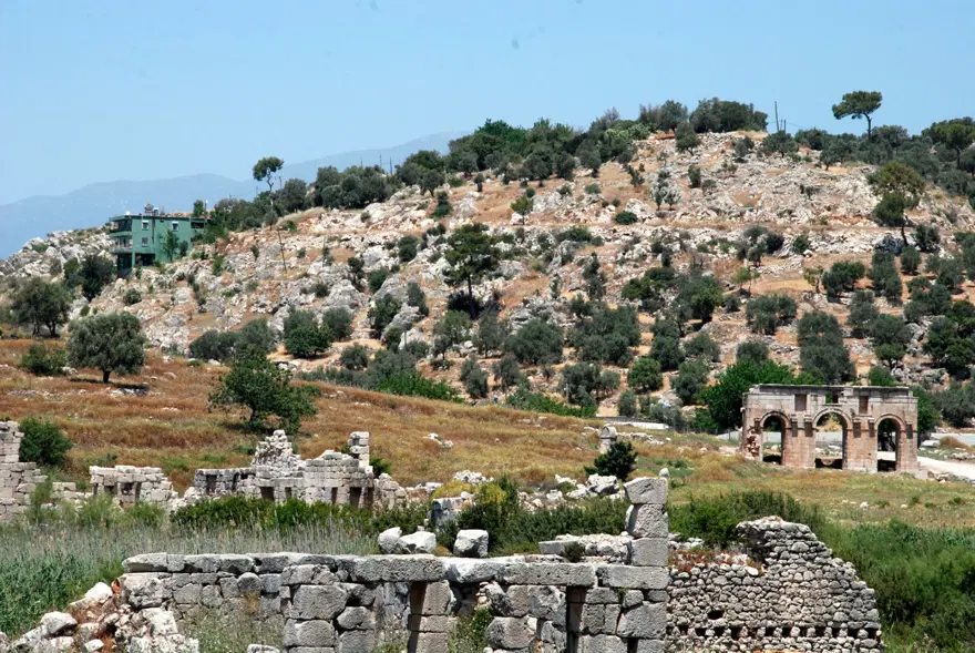 Patara Antik Kenti'ne çeyrek milyon ziyaretçi 5