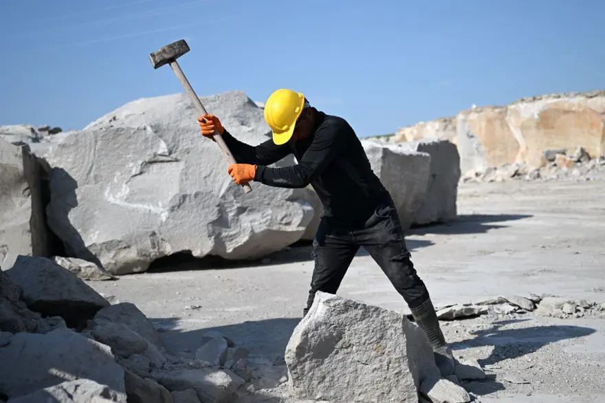 Eski milli atlet ekmeğini taştan çıkarıyor: Mesai sonrası sporcu yetiştiriyor 