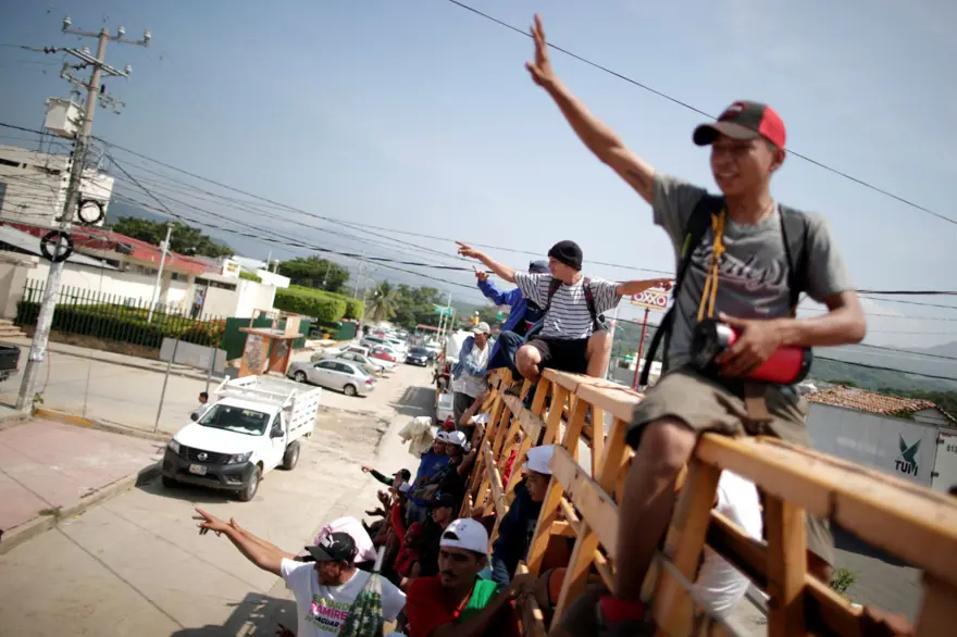 ABD yolundaki göçmenler Meksika'nın çalışma izni teklifini reddetti 18