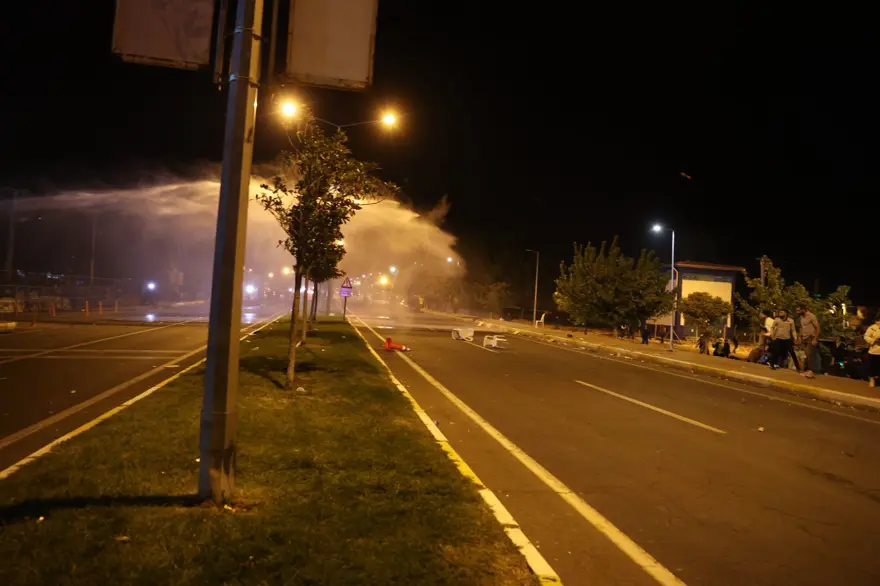 TEPKİLER SÜRÜYOR 3