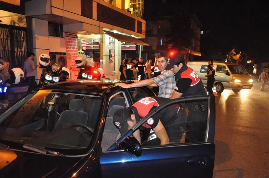 Bağcılar'da geniş çaplı operasyon 5