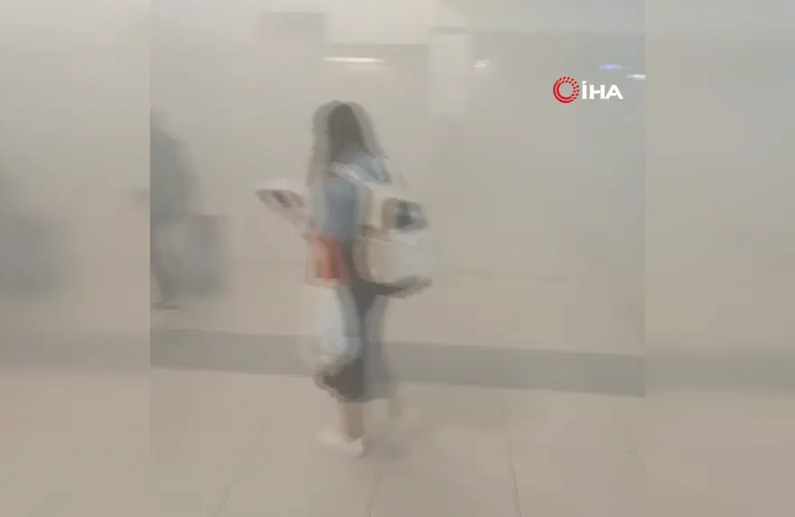 Van Ferit MelenHavalimanı’nda yangın paniği 3 Van Ferit MelenHavalimanı’nda yangın paniği 3