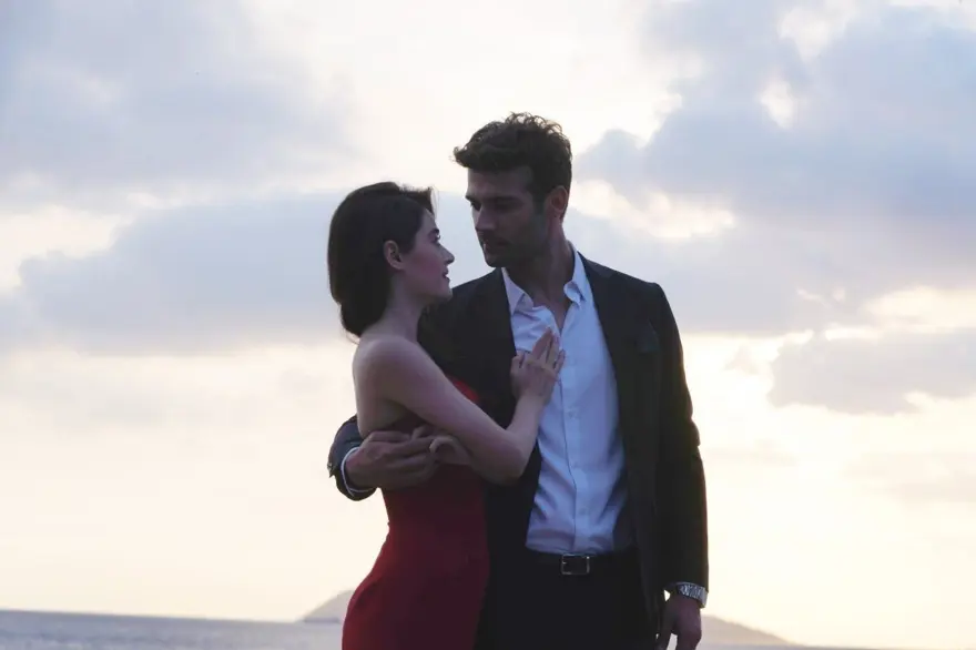 Caner Topçu "Barış" karakteriyle Aynadaki Yabancı dizisinde (Caner Topçu kimdir?) 3 Caner Topçu "Barış" karakteriyle Aynadaki Yabancı dizisinde (Caner Topçu kimdir?) 3