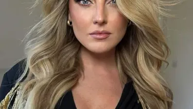 Ünlü şarkıcı bebeğini kaybettiğini açıkladı