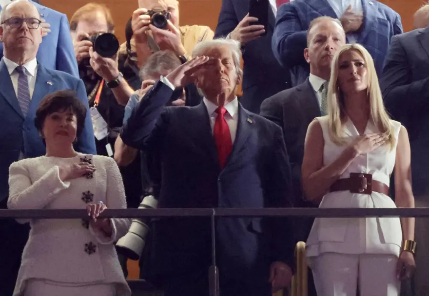 Dünyaca ünlü yıldızların akın ettiği Super Bowl'da şampiyon belli oldu 24