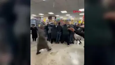 Bin liraya 32 ekran televizyon izdihamı