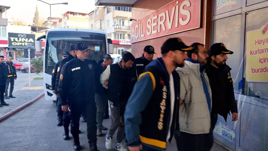 30 milyon liralık devre mülk vurgunu: 10 tutuklama 2 30 milyon liralık devre mülk vurgunu: 10 tutuklama 2