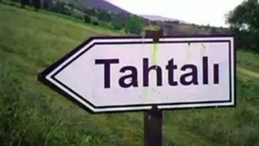 "Nerelisin?" "Tahtalı Köy'den" "İnanmam Kimliğini Göster"