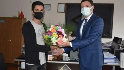 Öğretmeni sınıftan kovduğu iddia edilen Kaymakam Mehmet Faruk Saygın özür diledi