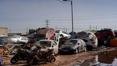 İspanya'daki Türk, sel felaketini NTV'ye anlattı: Yetkililer zamanında harekete geçmemekle suçlanıyor