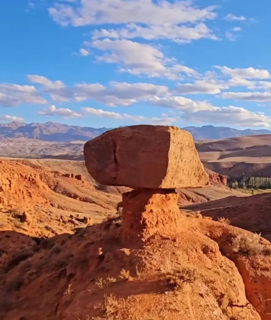 Kars'taki kızıl kaya kanyonları Arizona'yı andırıyor: Doğa tutkunları hayran kaldı 2