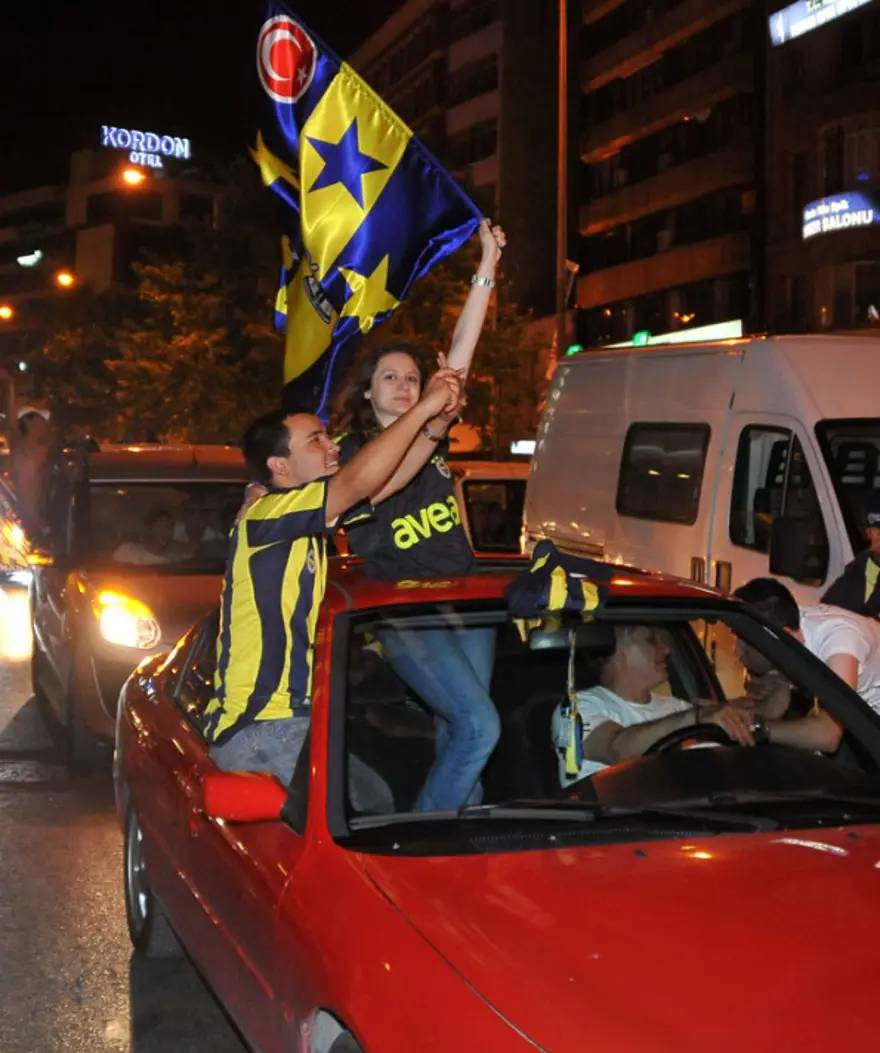 Her yer sarı lacivert 26